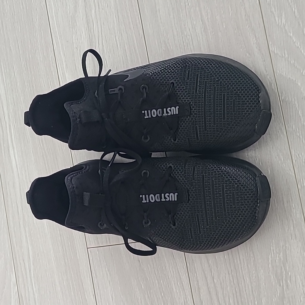 Nike Free TR 8 Gym Shoes